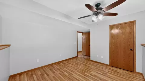 Bedroom - 290 5th Ave SE, Plainview, MN 55964 photo 4 of 5