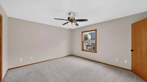 Bedroom - 290 5th Ave SE, Plainview, MN 55964 photo 1 of 5