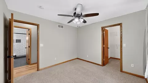 Bedroom - 290 5th Ave SE, Plainview, MN 55964 photo 5 of 5