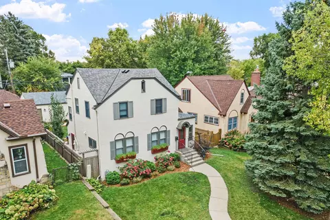 621 Cedar Lake Rd S, Minneapolis, MN 55405