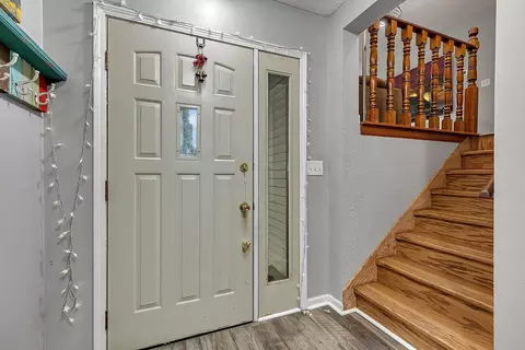 Entry Way - 15 14th Ave S, Cold Spring, MN 56320 photo 1 of 2