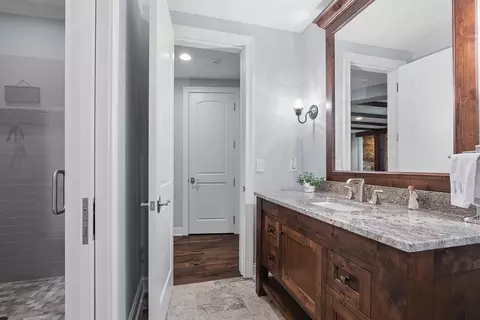 Bath - 3926 Cherry Ave, Mound, MN 55364 photo 5 of 5