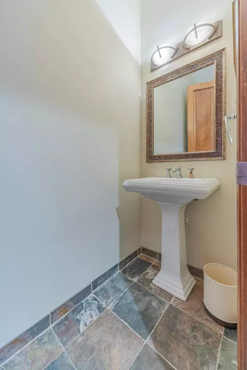 Bath - 4100 Spring St #410, Spring Park, MN 55384 photo 1 of 1