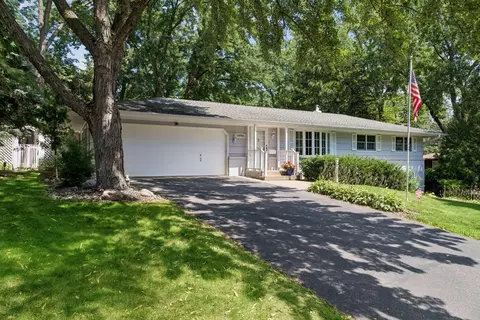 14110 Bellevue Dr, Minnetonka, MN 55345
