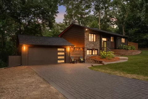 401 Birchwood Ave, White Bear Lake, MN 55110