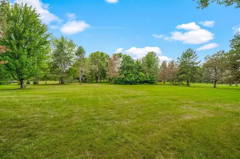 Exterior - 26405 Smithtown Rd, Shorewood, MN 55331 photo 5 of 6