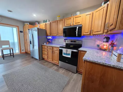 Kitchen - 114 6th Ave NE, Elgin, MN 55932 photo 4 of 4