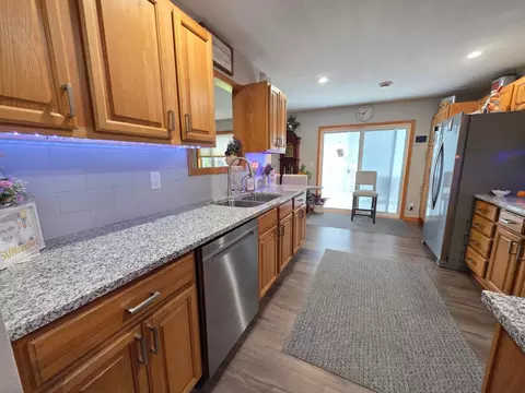 Kitchen - 114 6th Ave NE, Elgin, MN 55932 photo 3 of 4