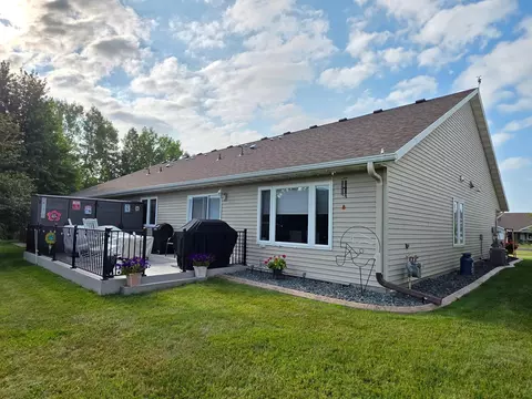 Exterior - 114 6th Ave NE, Elgin, MN 55932 photo 7 of 12