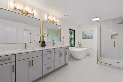 Bath - 6524 Aster Cir, Excelsior, MN 55331 photo 5 of 7