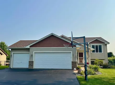 4805 187th St W, Farmington, MN 55024