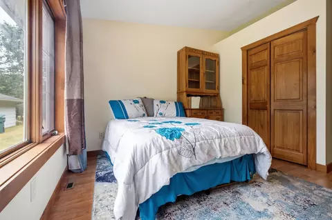 Bedroom - 3339 Bluebird Rd, Cushing, MN 56443 photo 4 of 5