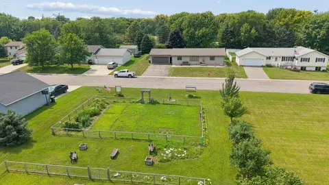 View/Area - 430 9th St E, Hector, MN 55342 photo 4 of 5