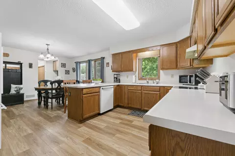 430 9th St E, Hector, MN 55342 photo 8
