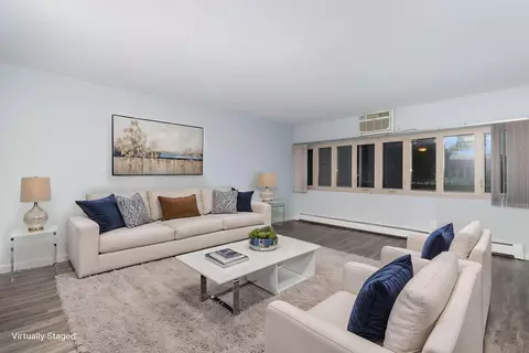 4351 Parklawn Ave #7E, Edina, MN 55435
