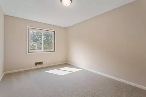 Bedroom - 3819 Lodestone Ln, Eagan, MN 55122 photo 2 of 3