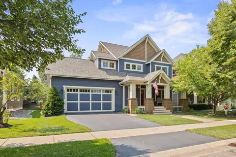 15858 Drawstone Trl, Apple Valley, MN 55124