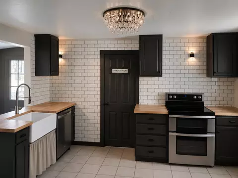 Kitchen - 707 N 5th St, Brainerd, MN 56401 photo 1 of 5