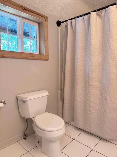 Bath - 707 N 5th St, Brainerd, MN 56401 photo 2 of 5