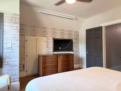 Bedroom - 707 N 5th St, Brainerd, MN 56401 photo 2 of 7