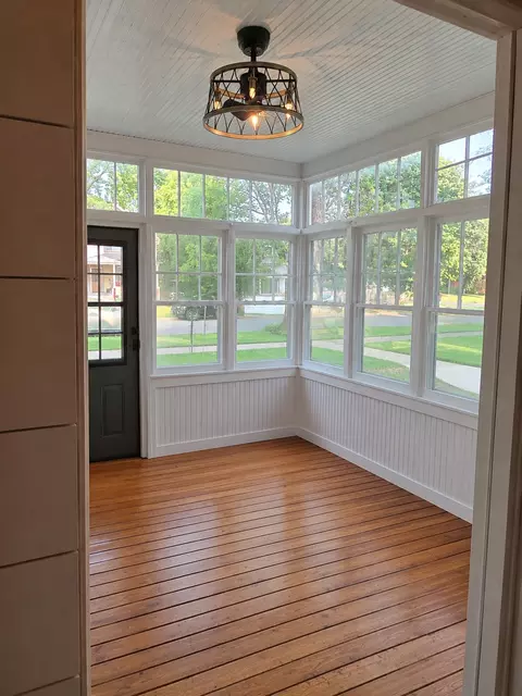 Exterior - 707 N 5th St, Brainerd, MN 56401 photo 3 of 19