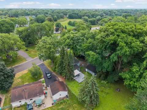 View/Area - 8236 Queen Ave S, Bloomington, MN 55431 photo 6 of 6