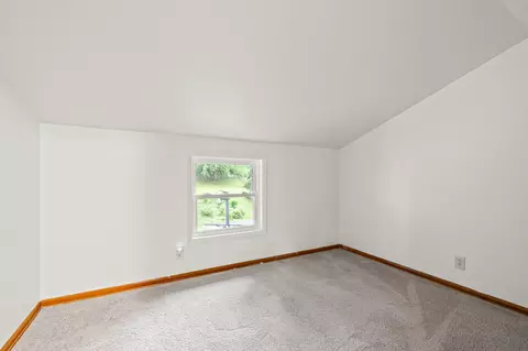Bedroom - 8236 Queen Ave S, Bloomington, MN 55431 photo 4 of 6