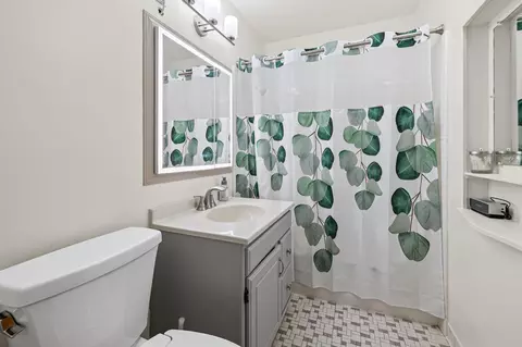 Bath - 8236 Queen Ave S, Bloomington, MN 55431 photo 1 of 3