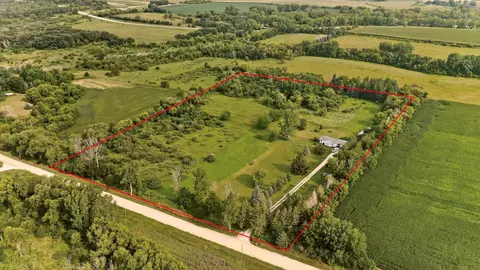 9543 20th St SE, Eyota, MN 55934