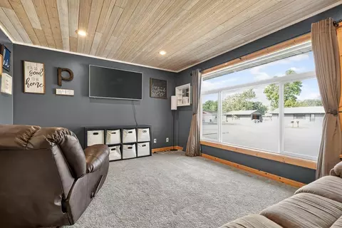 Living - 405 S Lake St, Hendricks, MN 56136 photo 2 of 8