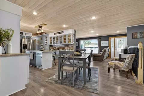 Other - 405 S Lake St, Hendricks, MN 56136 photo 2 of 22