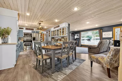 Dining - 405 S Lake St, Hendricks, MN 56136 photo 3 of 3