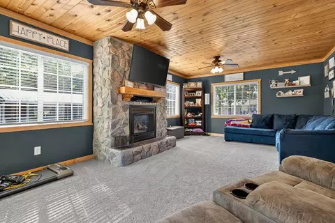 Living - 405 S Lake St, Hendricks, MN 56136 photo 6 of 8