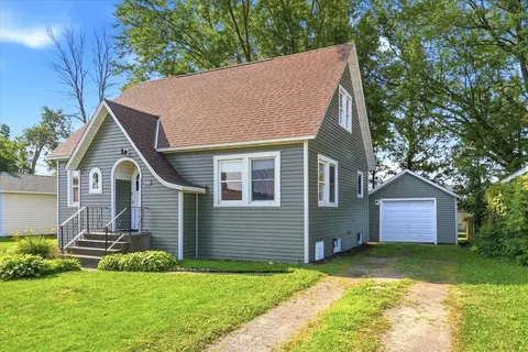 Exterior - 1360 Maple St, Baldwin, WI 54002 photo 2 of 3