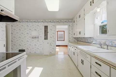 Kitchen - 1360 Maple St, Baldwin, WI 54002 photo 3 of 3