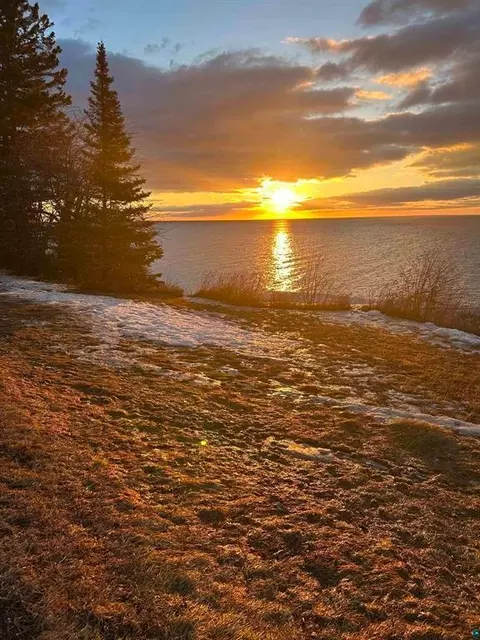 View/Area - 5845 N Shore Dr, Duluth, MN 55804 photo 4 of 5