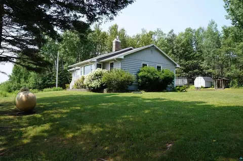 Exterior - 5845 N Shore Dr, Duluth, MN 55804 photo 2 of 8