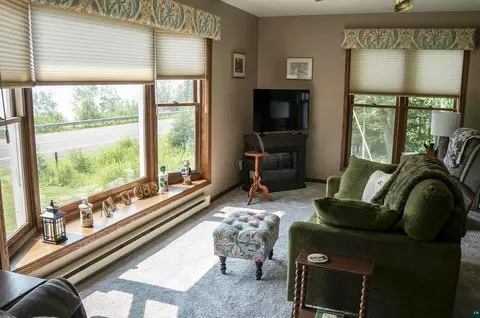 Living - 5845 N Shore Dr, Duluth, MN 55804 photo 3 of 3