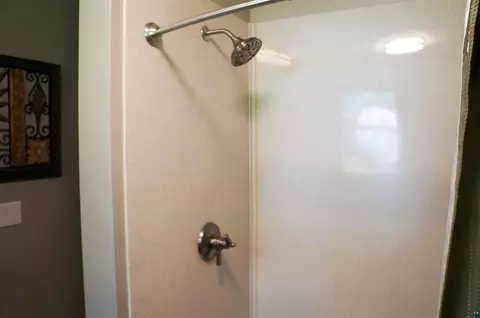 Bath - 5845 N Shore Dr, Duluth, MN 55804 photo 4 of 8