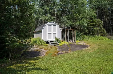 Exterior - 5845 N Shore Dr, Duluth, MN 55804 photo 3 of 8
