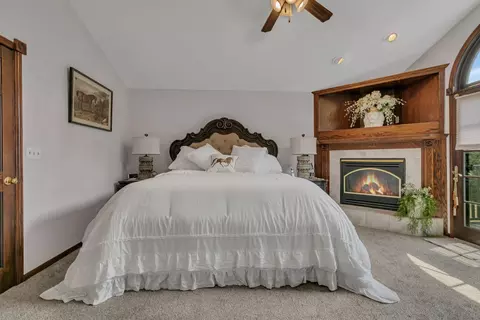 Bedroom - 4218 White Dr, Saint Cloud, MN 56303 photo 2 of 4