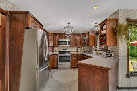 Kitchen - 4218 White Dr, Saint Cloud, MN 56303 photo 1 of 6