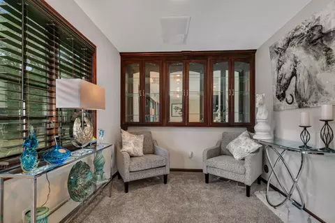 Entry Way - 4218 White Dr, Saint Cloud, MN 56303 photo 6 of 6