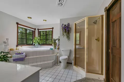 Bath - 4218 White Dr, Saint Cloud, MN 56303 photo 1 of 5