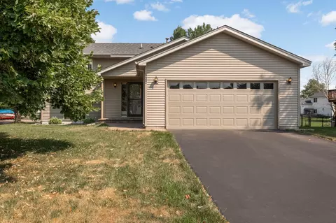 827 114th Ave NE, Blaine, MN 55434