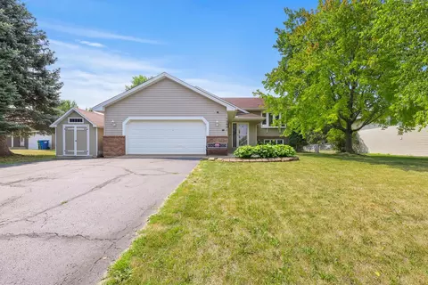 12601 92nd Pl N, Maple Grove, MN 55369