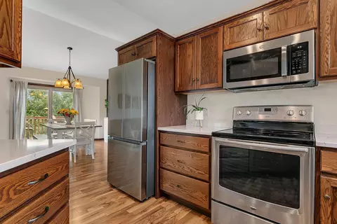 Kitchen - 105 Estate Dr, Avon, MN 56310 photo 2 of 3