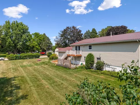 Exterior - 300 8th St NW, Plainview, MN 55964 photo 8 of 8