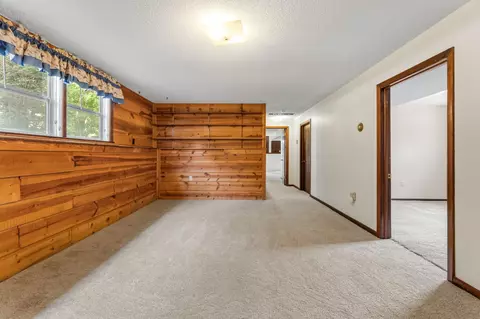 Bedroom - 300 8th St NW, Plainview, MN 55964 photo 6 of 8