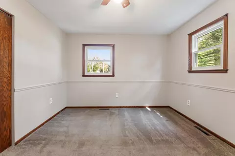 Bedroom - 300 8th St NW, Plainview, MN 55964 photo 1 of 8